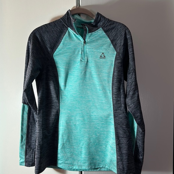 Gerry Tops - 🐾 4 for $20 Gerry light fleece lined grey and light teal pullover
